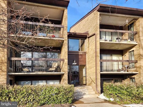 apt-202-551 Florida Ave, HERNDON, VA, 20170-4934 | Card Image