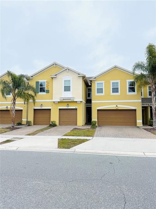 9831 Red Eagle Dr, ORLANDO, FL, 32825-3800 | Card Image