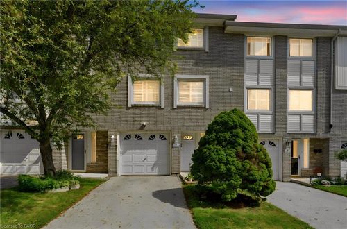 2-145 Rice Ave, Hamilton, ON, L9C6R3 | Card Image