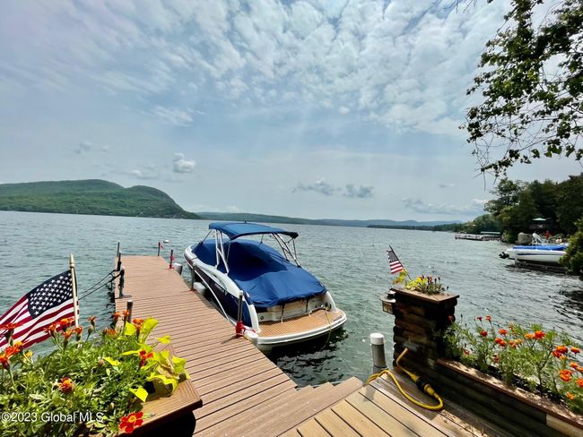 Welcome to your lakeside retreat! | Image 4