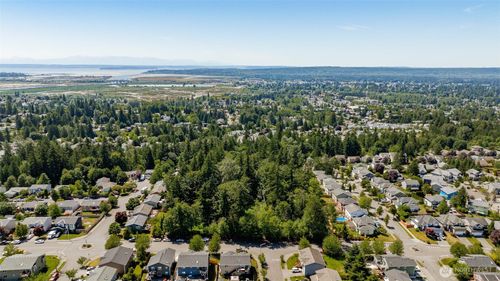 57 xx 79th Avenue Ne, Marysville, WA, 98271 | Card Image
