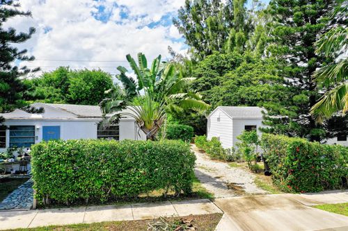 2407-2405-2407 N East Coast St, Lake Worth Beach, FL, 33460-6123 | Card Image