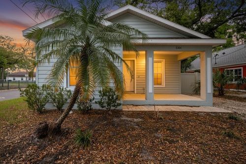 1101 2nd St W, Bradenton, FL, 34205-8734 | Card Image