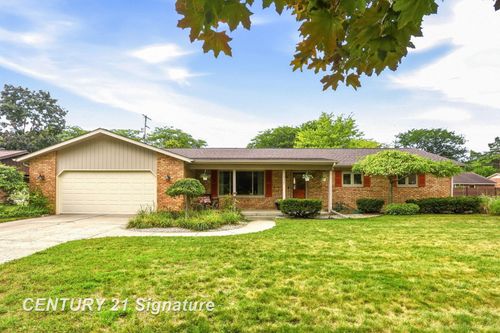 4331 Hilray Dr, Saginaw, MI, 48638-5830 | Card Image