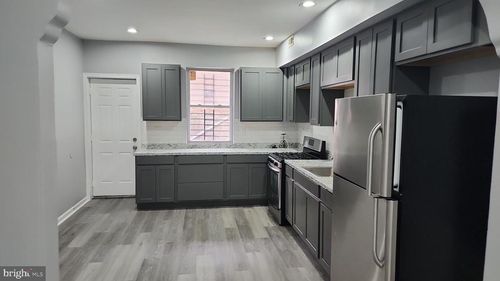 805 N Kenwood Ave, BALTIMORE, MD, 21205-1715 | Card Image