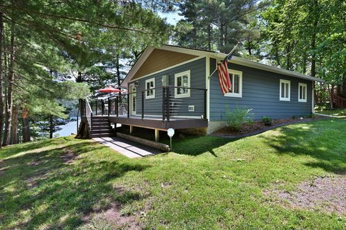 2590 Warren Rd, Sarona, WI, 54870-9112 | Card Image