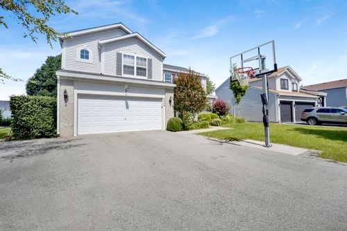6909 Twin Falls Dr, Plainfield, IL, 60586-1833 | Card Image