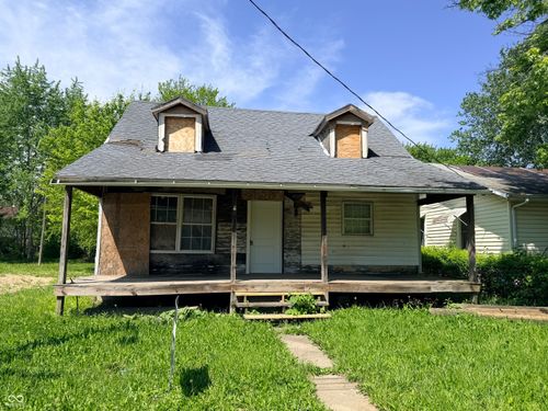 1015 S 24th St, New Castle, IN, 47362-2452 | Card Image