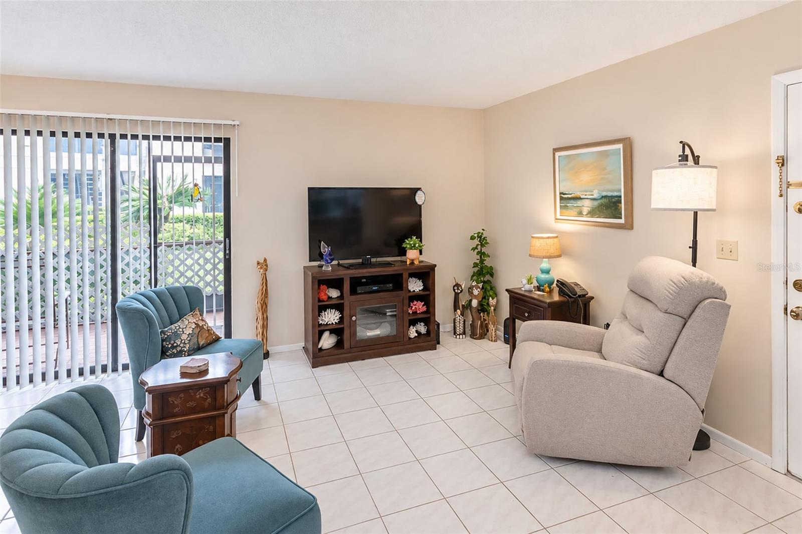 Residential in TEMPLE TERRACE 3