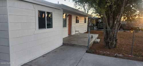 118 E Pinal St, Huachuca City, AZ, 85616-9672 | Card Image