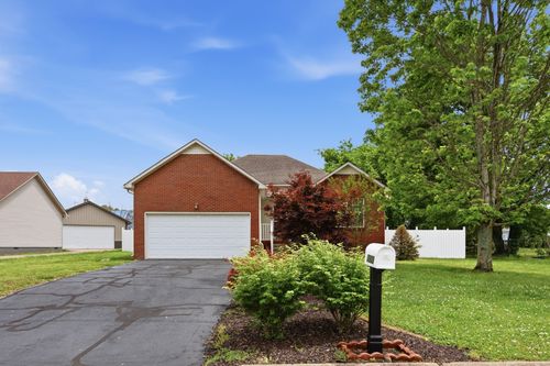 1909 Fieldstone Dr, Columbia, TN, 38401-6853 | Card Image