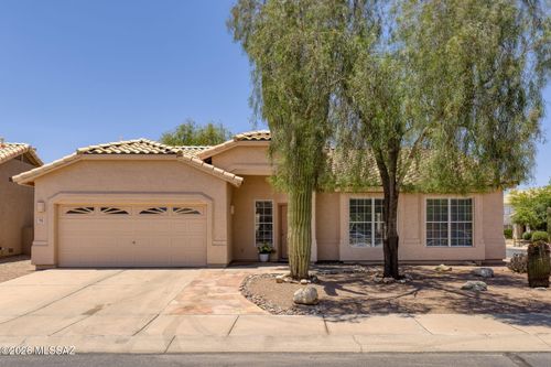 9025 N Clover Way, Tucson, AZ, 85743-5108 | Card Image