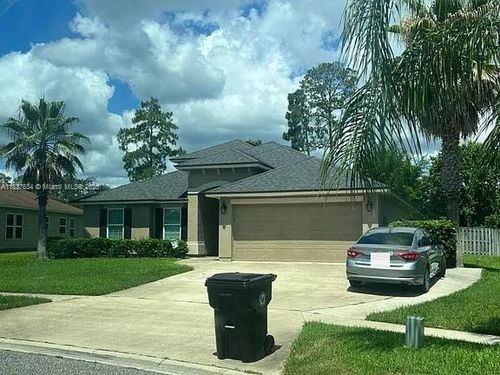 4899 Creek Bluff Ln, Middleburg, FL, 32068-8732 | Card Image