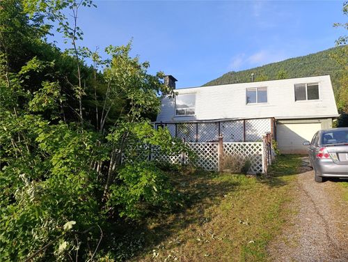 1203 Maquinna Ave, Port Alice, BC, V0N2N0 | Card Image