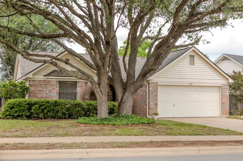 911 Deer Grove Dr, Cedar Park, TX, 78613-4508 | Card Image