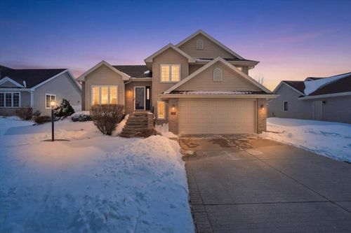 124 Cedar Street, Brooklyn, WI, 53521 | Card Image