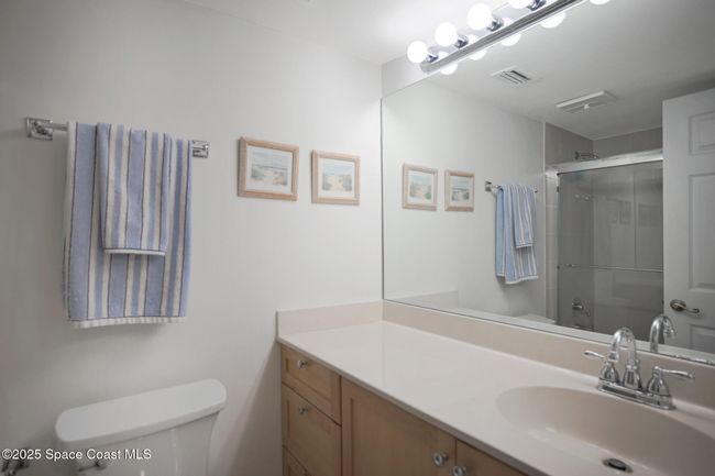 402 - 5635 Highway A1a, Condo with 3 bedrooms, 3 bathrooms and null parking in Melbourne Beach FL | Image 13