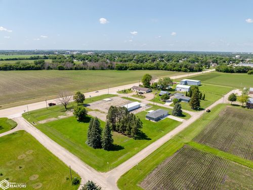 20 34th St Se, Mason City, IA, 50401-9488 | Card Image