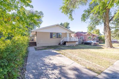 927 Halley Ave, House other with 5 bedrooms, 2 bathrooms and null parking in RAPID CITY SD | Image 2