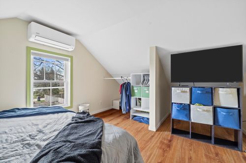 519 Madison St, Lake Geneva, WI, 53147-1405 | Card Image