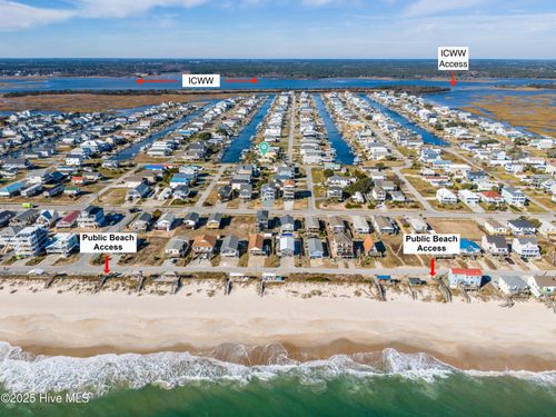 6015 6th St, Surf City, NC, 28445-8640 | Card Image