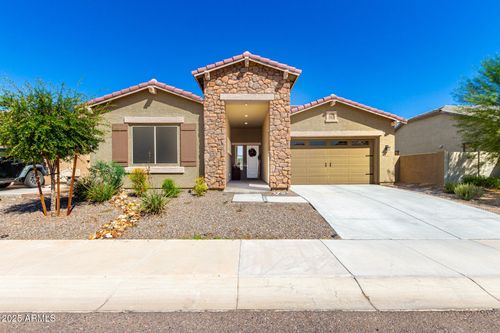 18522 W Thistle Landing Dr, Goodyear, AZ, 85338-5819 | Card Image