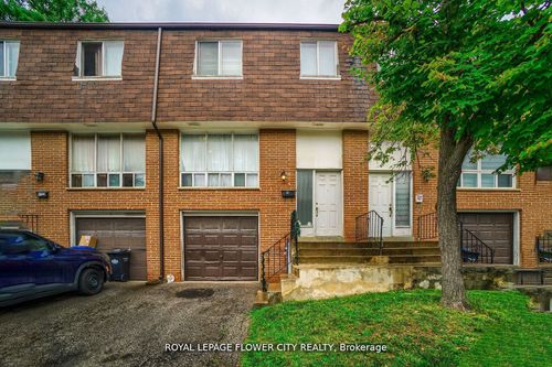 49-7475 Goreway Dr, Mississauga, ON, L4T3T3 | Card Image