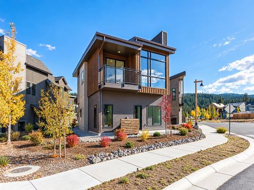 13246 Cold Creek Circle, Truckee, CA, 96161 | Card Image