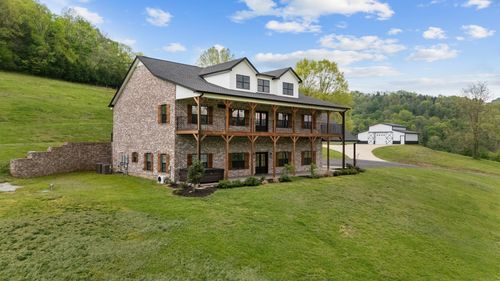 3945 Hartsville Rd, LaFayette, TN, 37083-3545 | Card Image