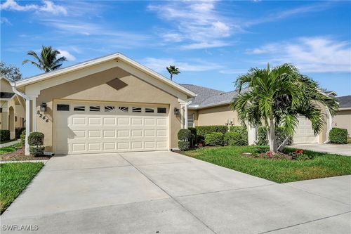 b222-8244 Ibis Cove Cir, NAPLES, FL, 34119-7721 | Card Image