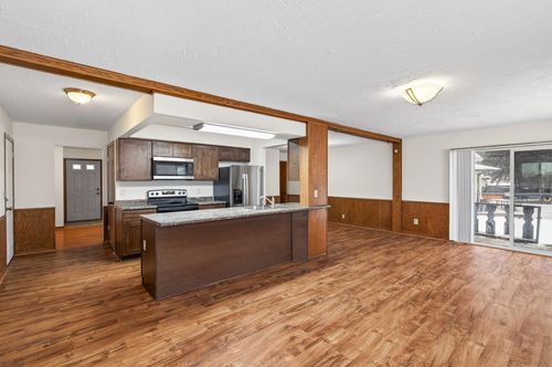 6706 Toledo Ave N, Brooklyn Center, MN, 55429-1668 | Card Image