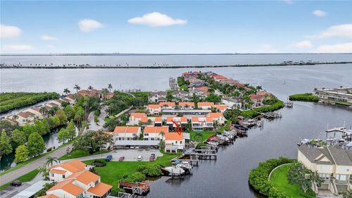 4201-4201 Fogcutter Ct, TAMPA, FL, 33615-5403 | Card Image