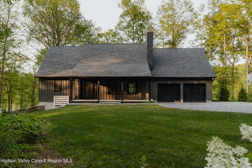 258 Fox Run Rd, Salt Point, NY, 12578-2347 | Card Image
