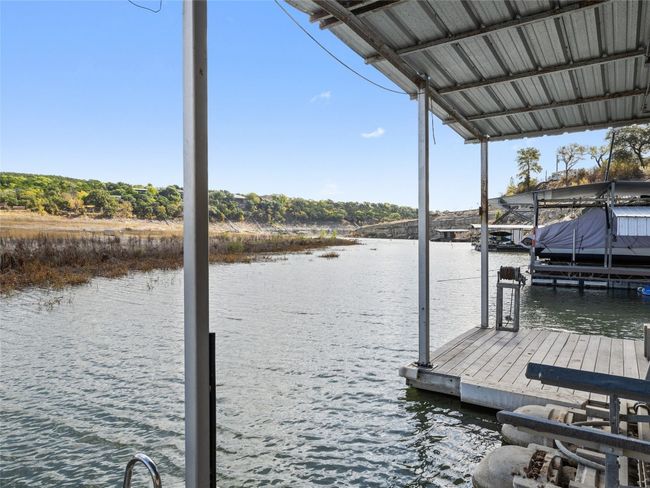 Lake Travis at 638 feet elevation. | Image 40