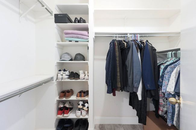 With a generous walk-in closet, you’ll have all the room you need to organize your wardrobe, shoes, and accessories, keeping everything neat and accessible | Image 21