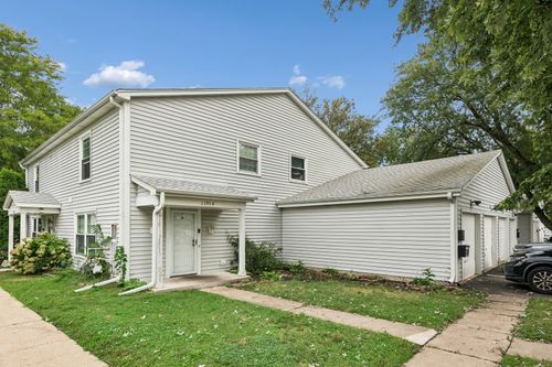 b-1395 S Glen Cir, Aurora, IL, 60506-2089 | Card Image
