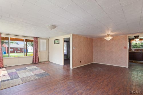 4154 S Highland Dr, Hillsdale, MI, 49242-9628 | Card Image