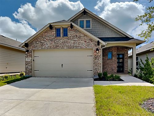 925 King St, Aubrey, TX, 76227-4654 | Card Image