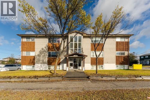 3806 5th Ave, Prince George, BC, V2M1L2 | Card Image
