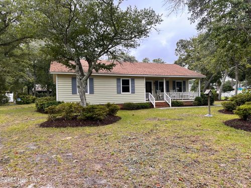 1506 E Oak Island Dr, Oak Island, NC, 28465-6531 | Card Image