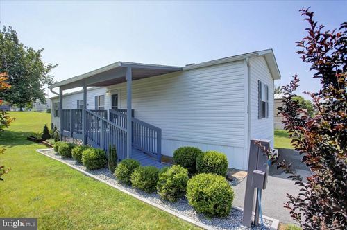 lot-32-15673 Young Rd, GREENCASTLE, PA, 17225-9669 | Card Image