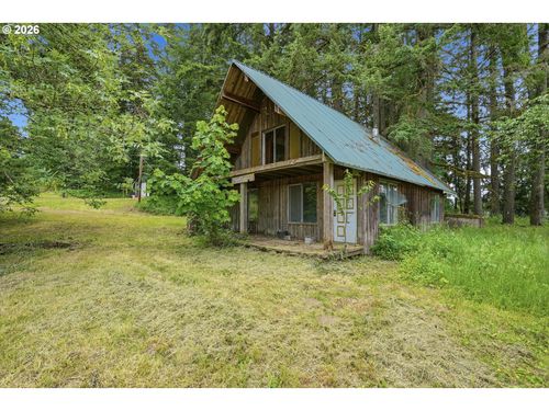 21090 Nw Dairy Creek Rd, North Plains, OR, 97133-6115 | Card Image