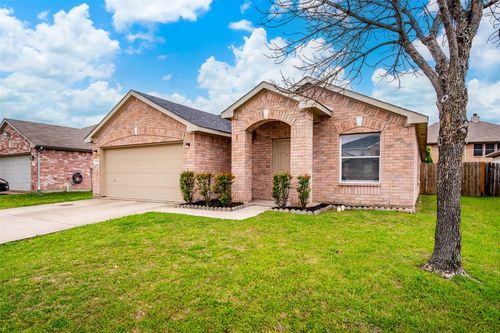 5311 Freestone Dr, Grand Prairie, TX, 75052-2661 | Card Image