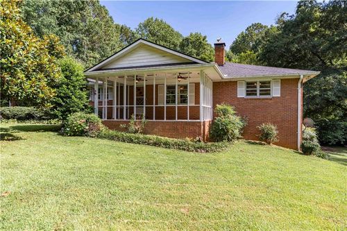 5670 Lanny Dr, Powder Springs, GA, 30127-4020 | Card Image
