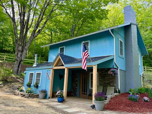 359 S Mountain Rd, Perkinsville, VT, 05151-9404 | Card Image
