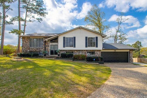 19 Kings Ct, Little Rock, AR, 72211-1603 | Card Image