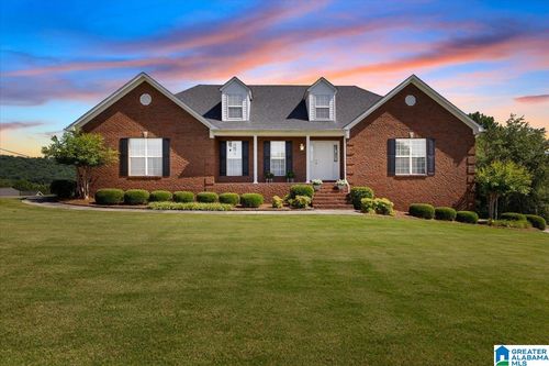 104 Greystone Dr, Oneonta, AL, 35121-7080 | Card Image