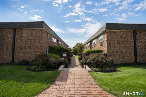 d5-637 Cove Rd, Stamford, CT, 06902-5407 | Card Image
