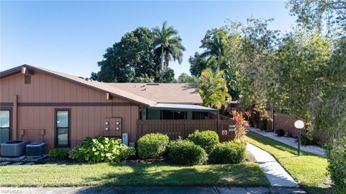 15476 Crystal Lake Dr, NORTH FORT MYERS, FL, 33917-5657 | Card Image