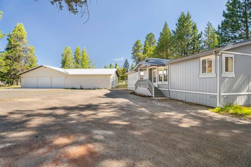 52550 Day Rd, La Pine, OR, 97739-9011 | Card Image
